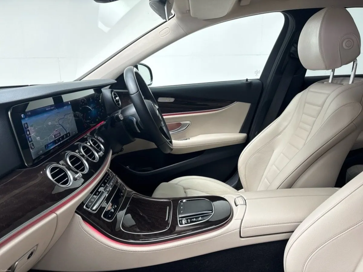 Mercedes-Benz E-Class 300 DE 4DR AUTO - Image 6