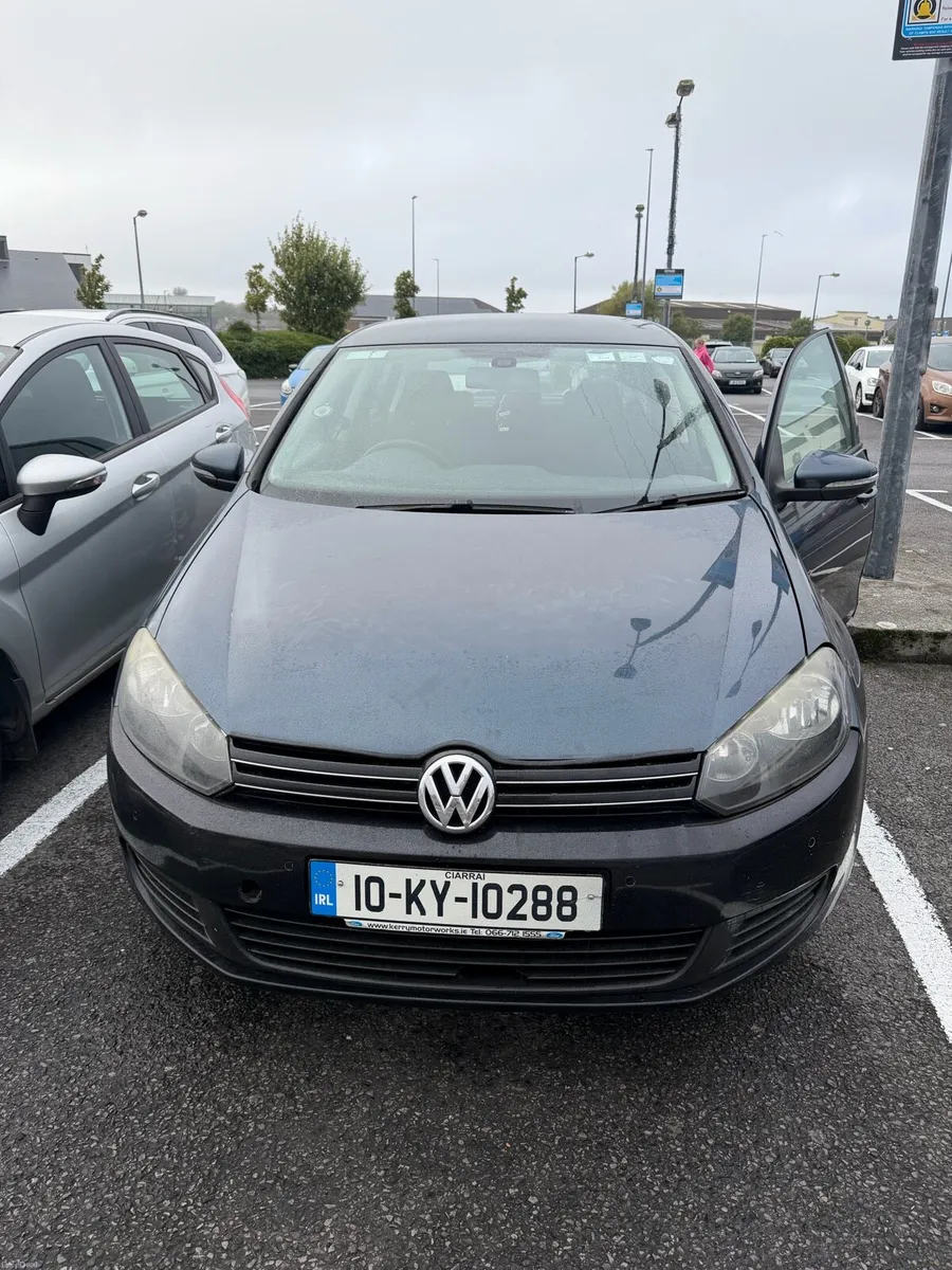 Golf 2010 - Image 1