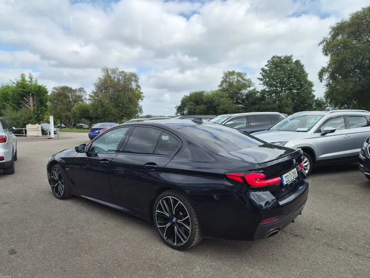 BMW 5-Series E M Sport Pro - Image 5