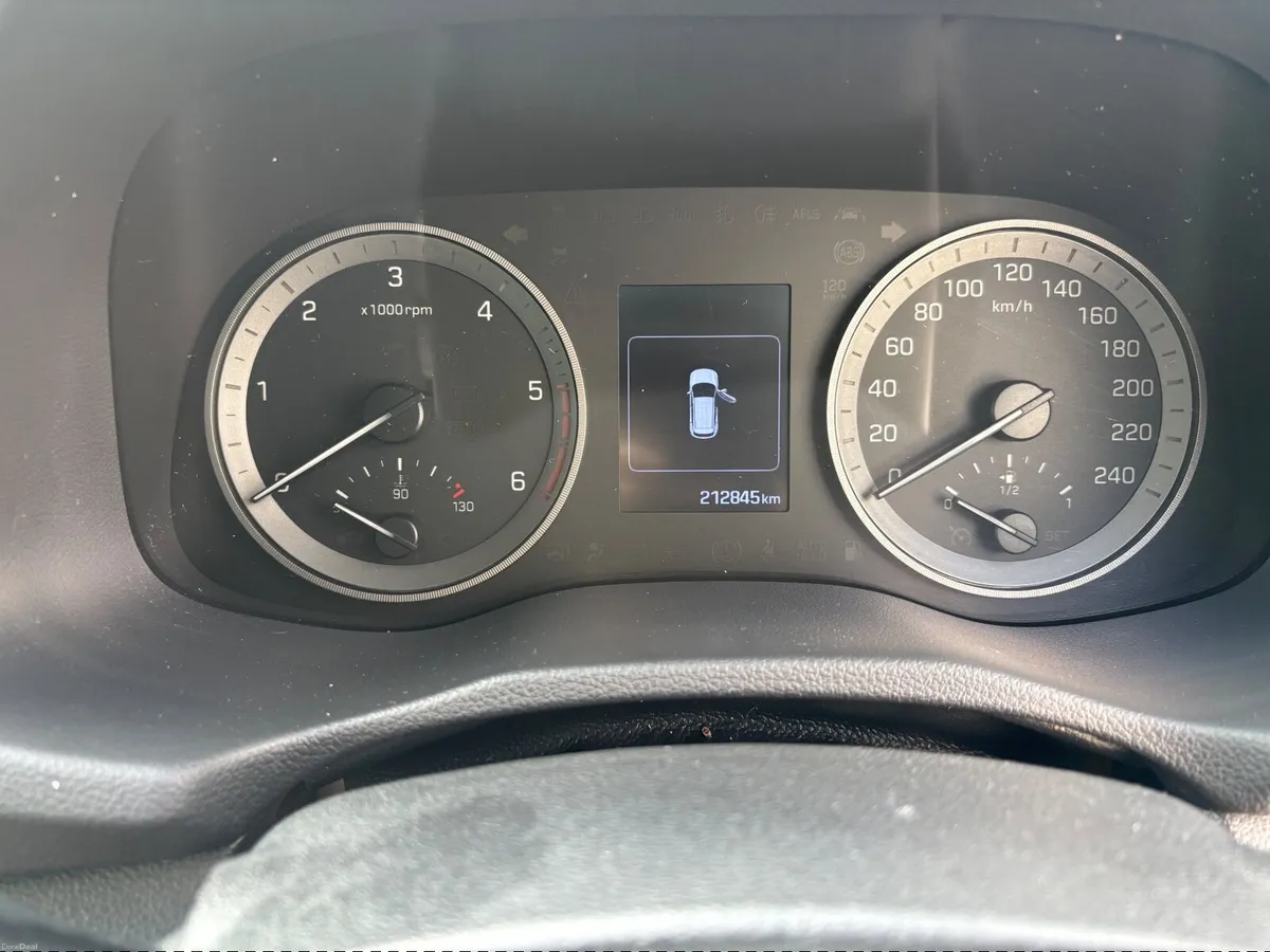 Hyundai Tucson 2018 Executive 1.7  Diesel - Image 3