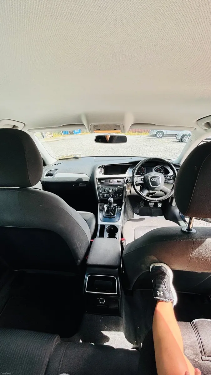 Audi A4 2012 - Image 2