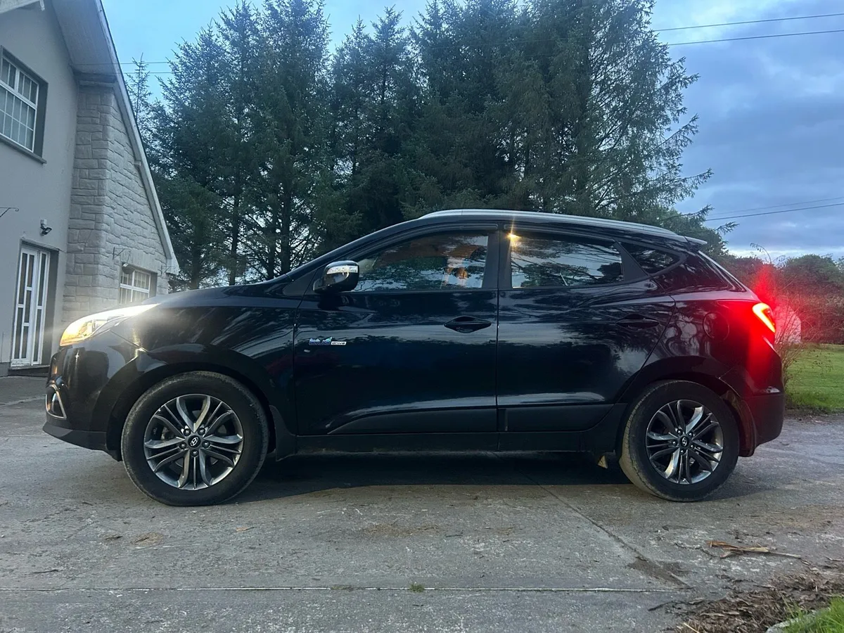 Hyundai ix35 152 1.7Diesel Manual - Image 6