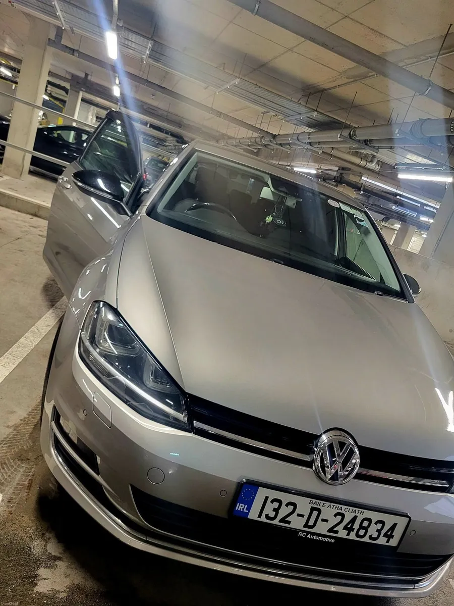 2013 Volkswagen Golf - Image 1
