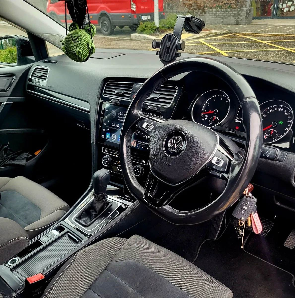 2013 Volkswagen Golf - Image 4