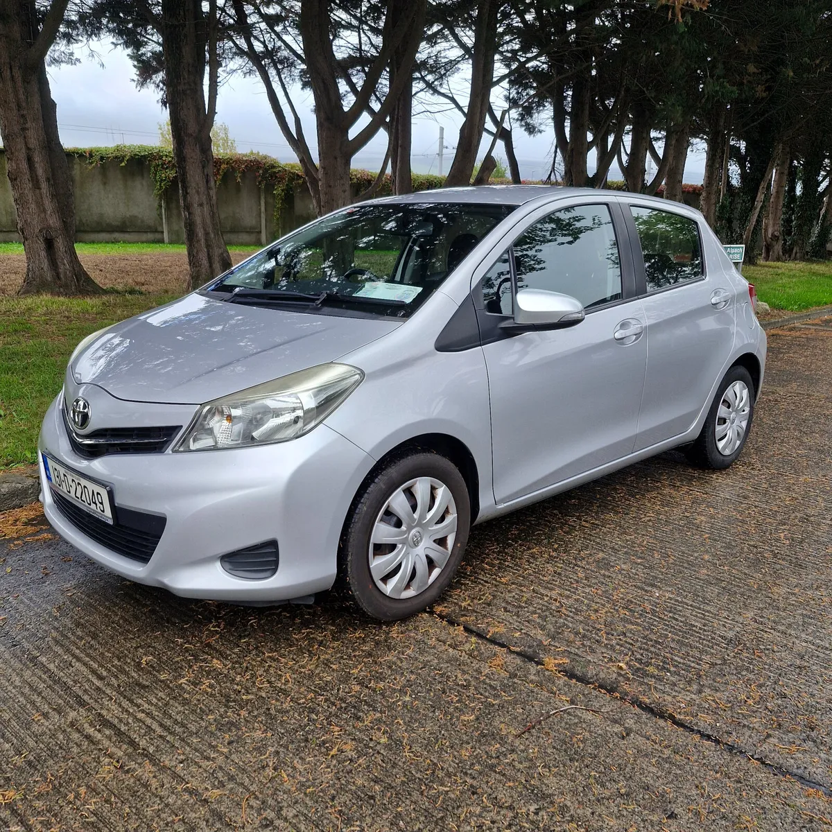 Toyota Yaris 100KM Air Con 2013 - Image 3