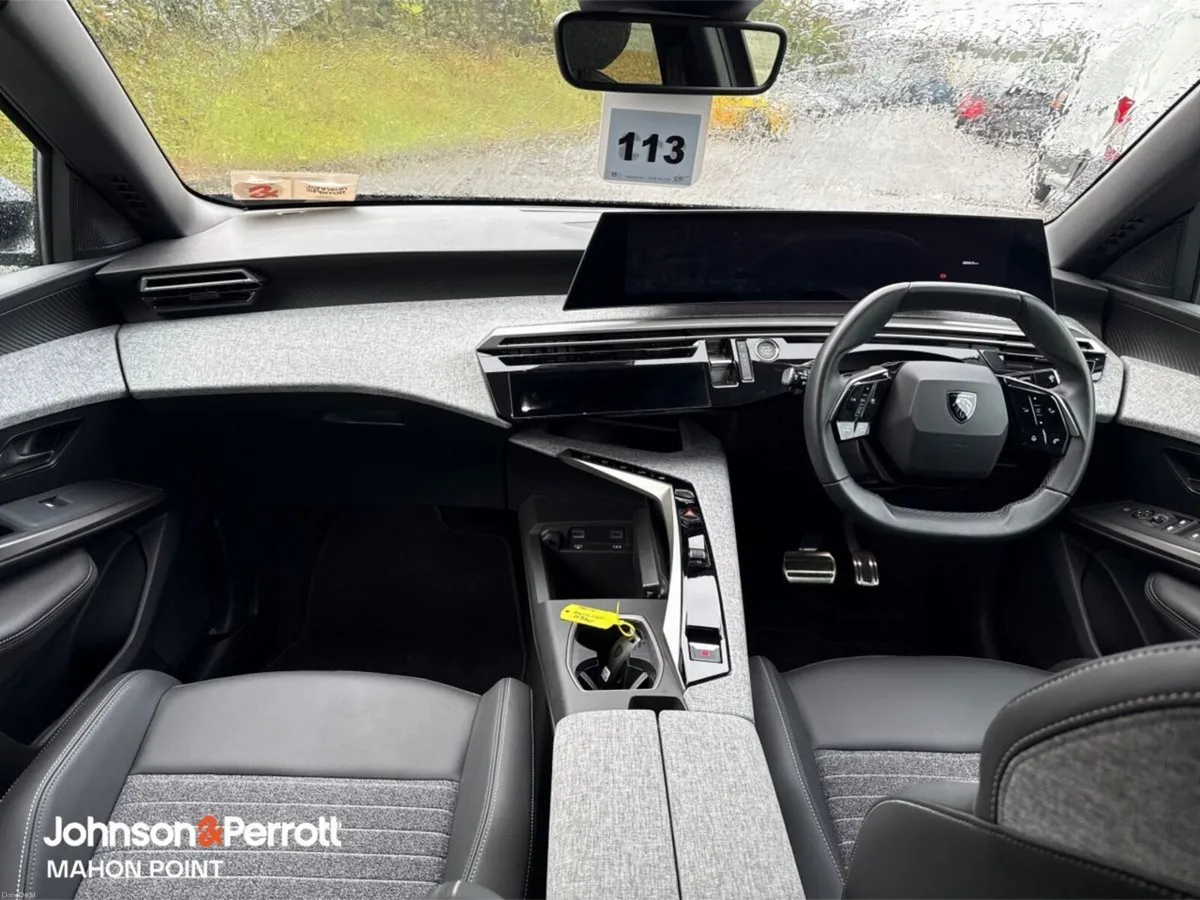 Peugeot 3008 BEV 73kWH 210BHP Allure - Image 4