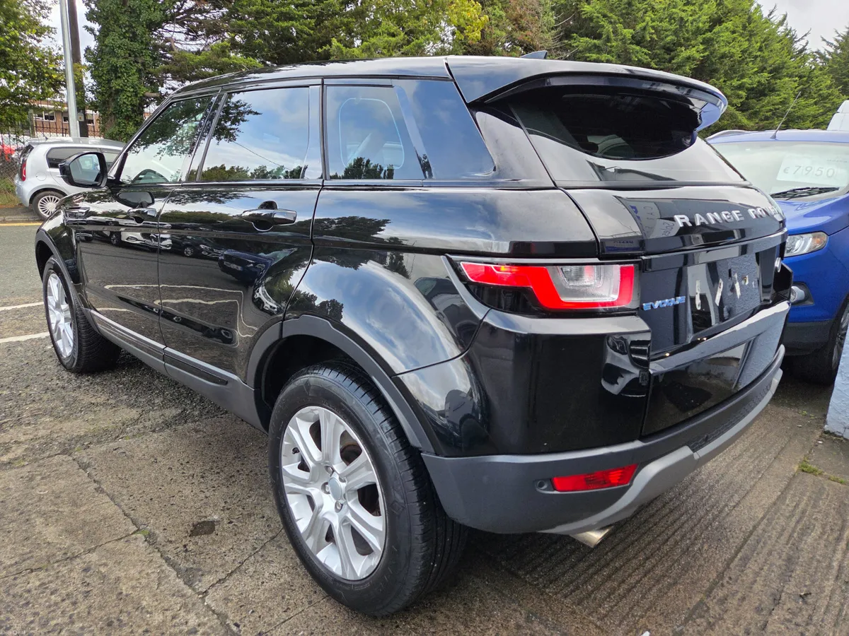 2017 LAND ROVER RANGE ROVER SE TECH 2.0 TD4 150BHP - Image 4