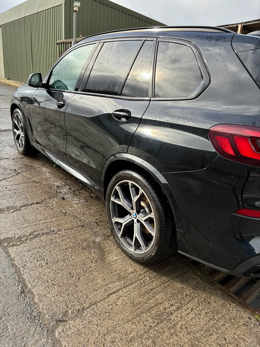 BMW X5 - Image 3
