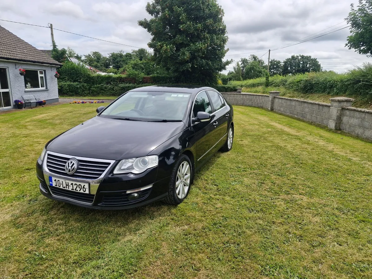 Volkswagen Passat 2010 - Image 4