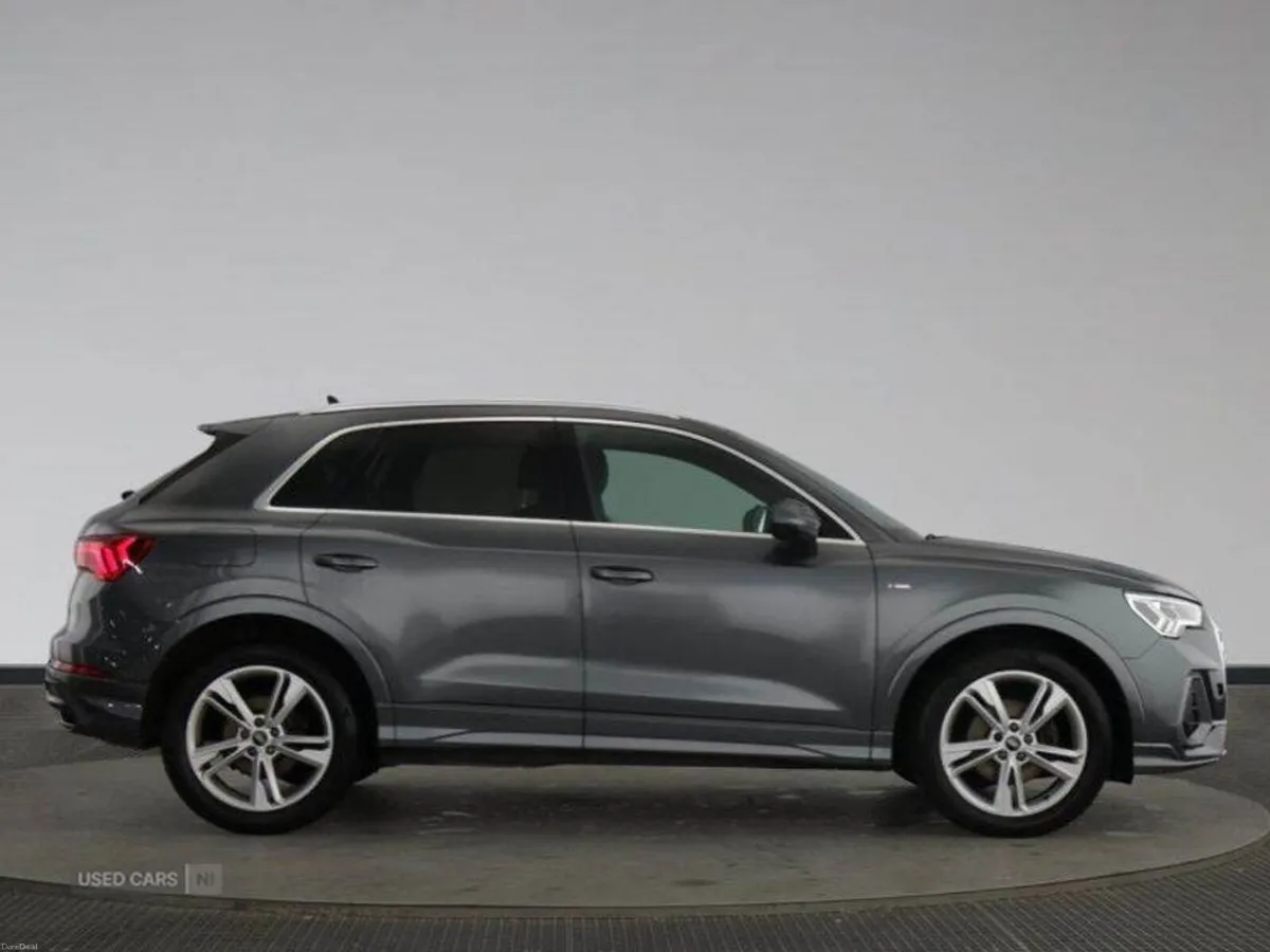 Audi Q3 DIESEL ESTATE - Image 2