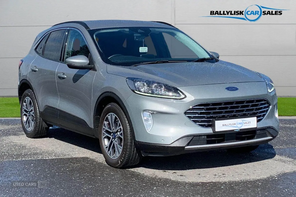 Ford Kuga 1.5 Tdci 120PS Titanium Auto in Solar Si - Image 1