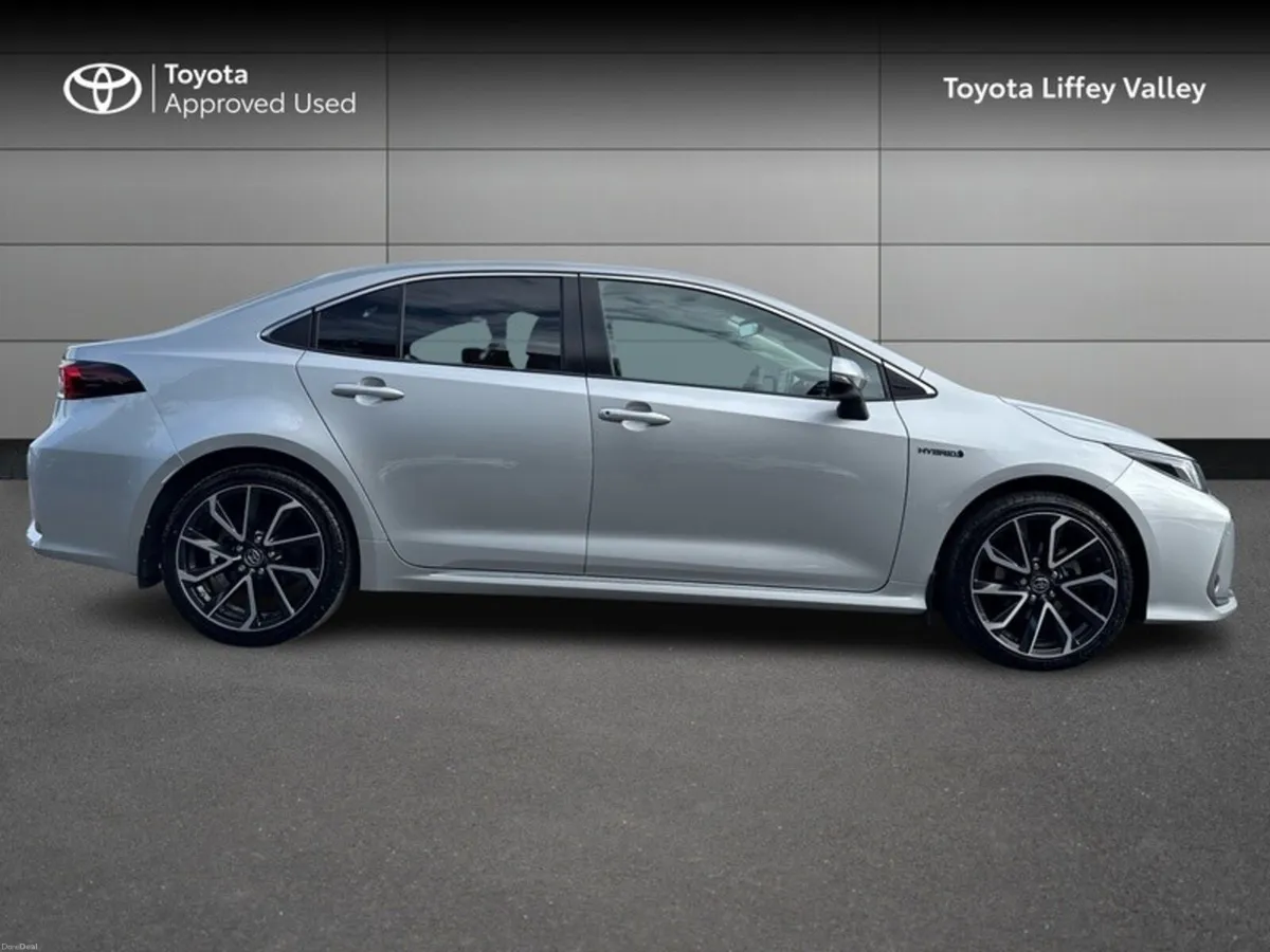Toyota Corolla COROLLA HYBRID SOL SALOON - Image 3