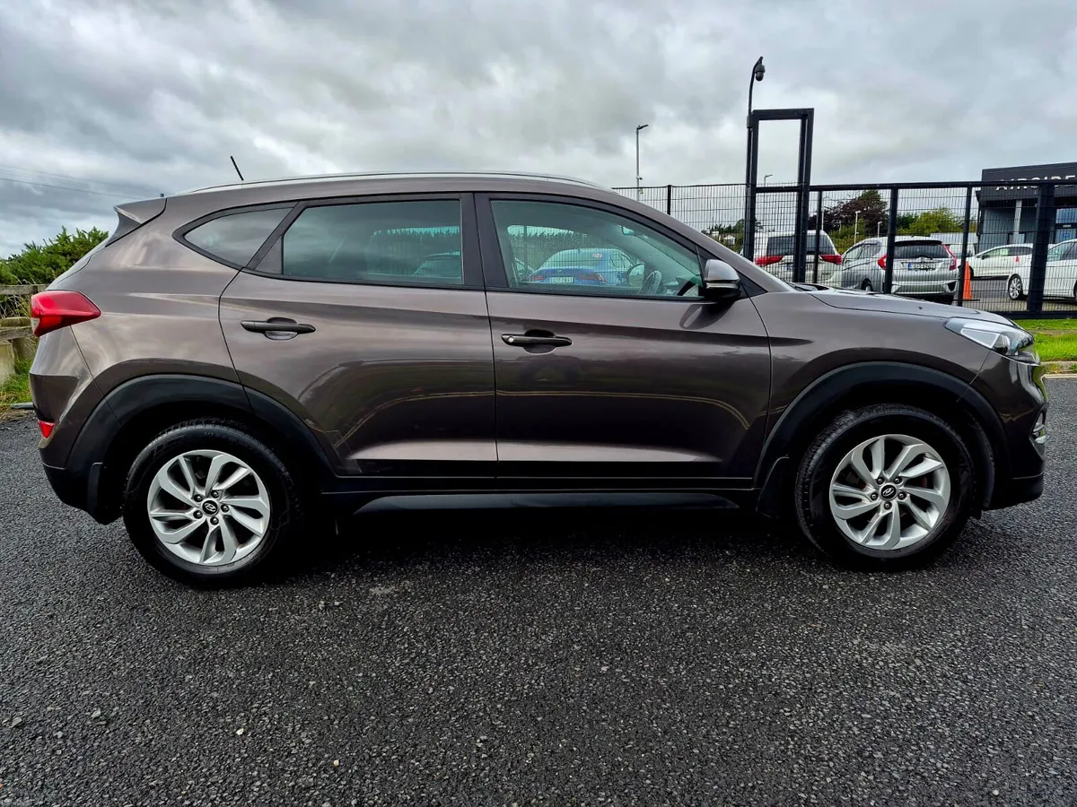 2018  HYUNDAI TUCSON 1.7D COMFORT LOW MILES - Image 4