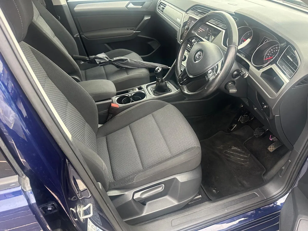 2018 VW Touran 1.6 TDI – 7 S– Manual – Low Mileage - Image 5