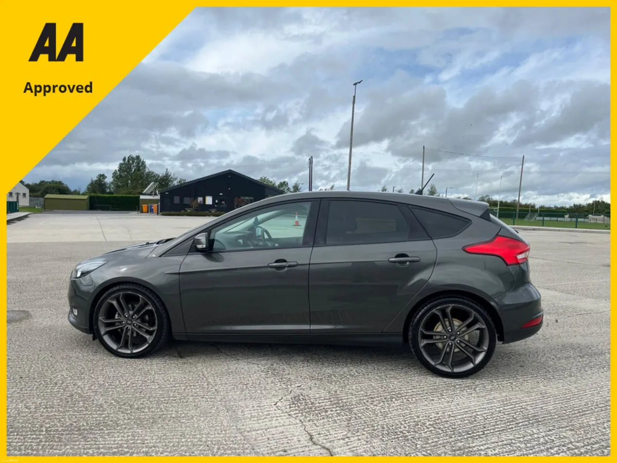Ford Focus TITANIUM S/S 120PS ST LINE EXTERIOR - Image 6