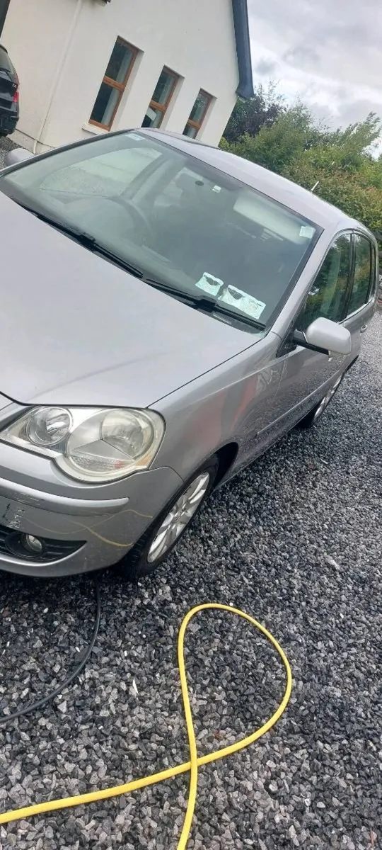 Exceptionally  clean 2009 V.W.Polo - Image 3
