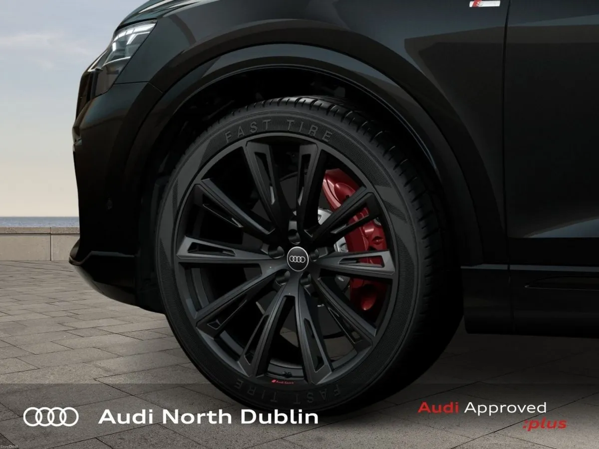 Audi Q8 SUV Competition TFSI-e Quattro 360kW tiptr - Image 5