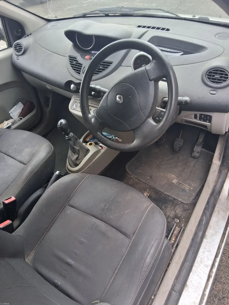 Renault Twingo 2008 - Image 2