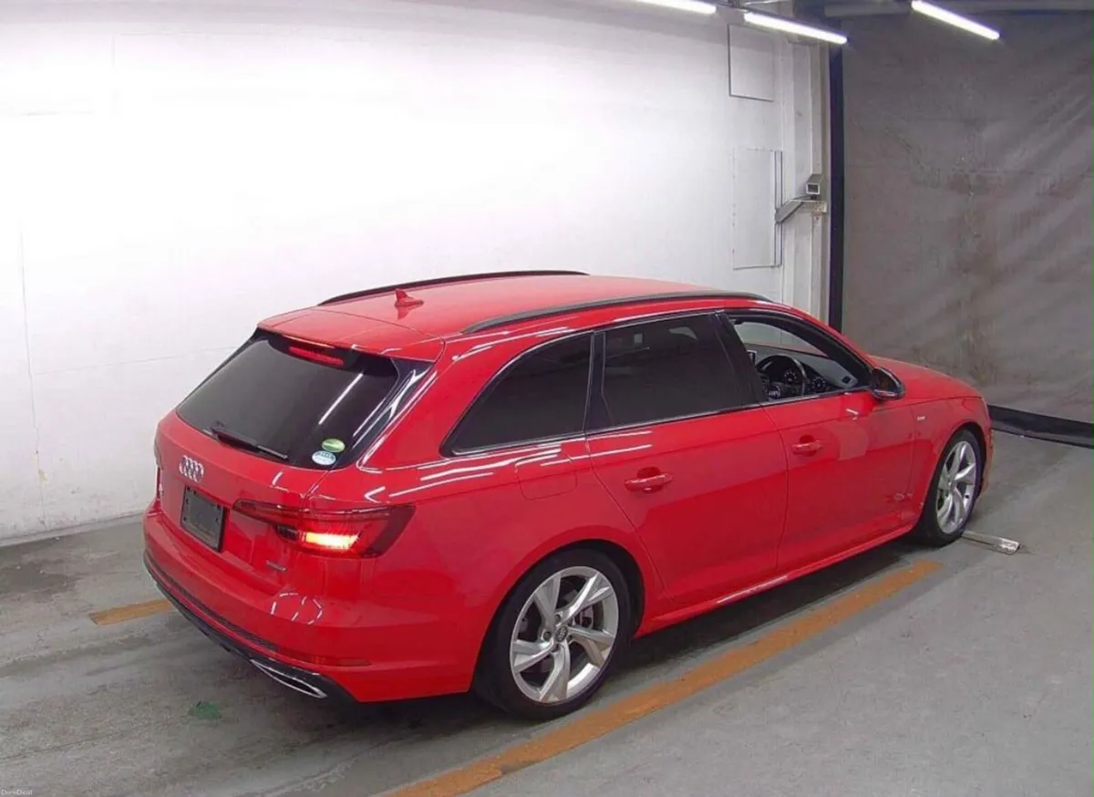 2019 Audi A4 45TFSI Quattro Sline - Black edition! - Image 4
