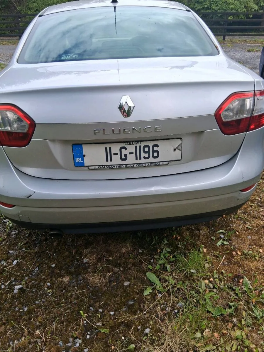 Renault Fluence 2011 - Image 2