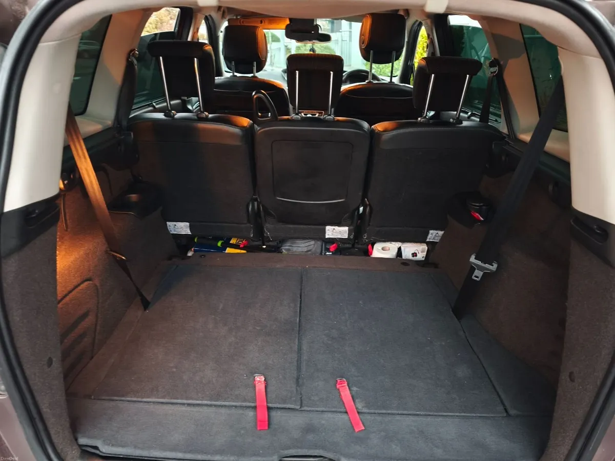 Renault Grand Scenic 2011 - Image 2