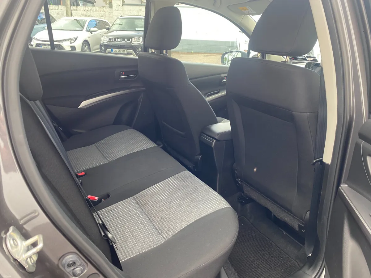 Suzuki SX4 S-Cross 2023 Motion. grey - Image 5