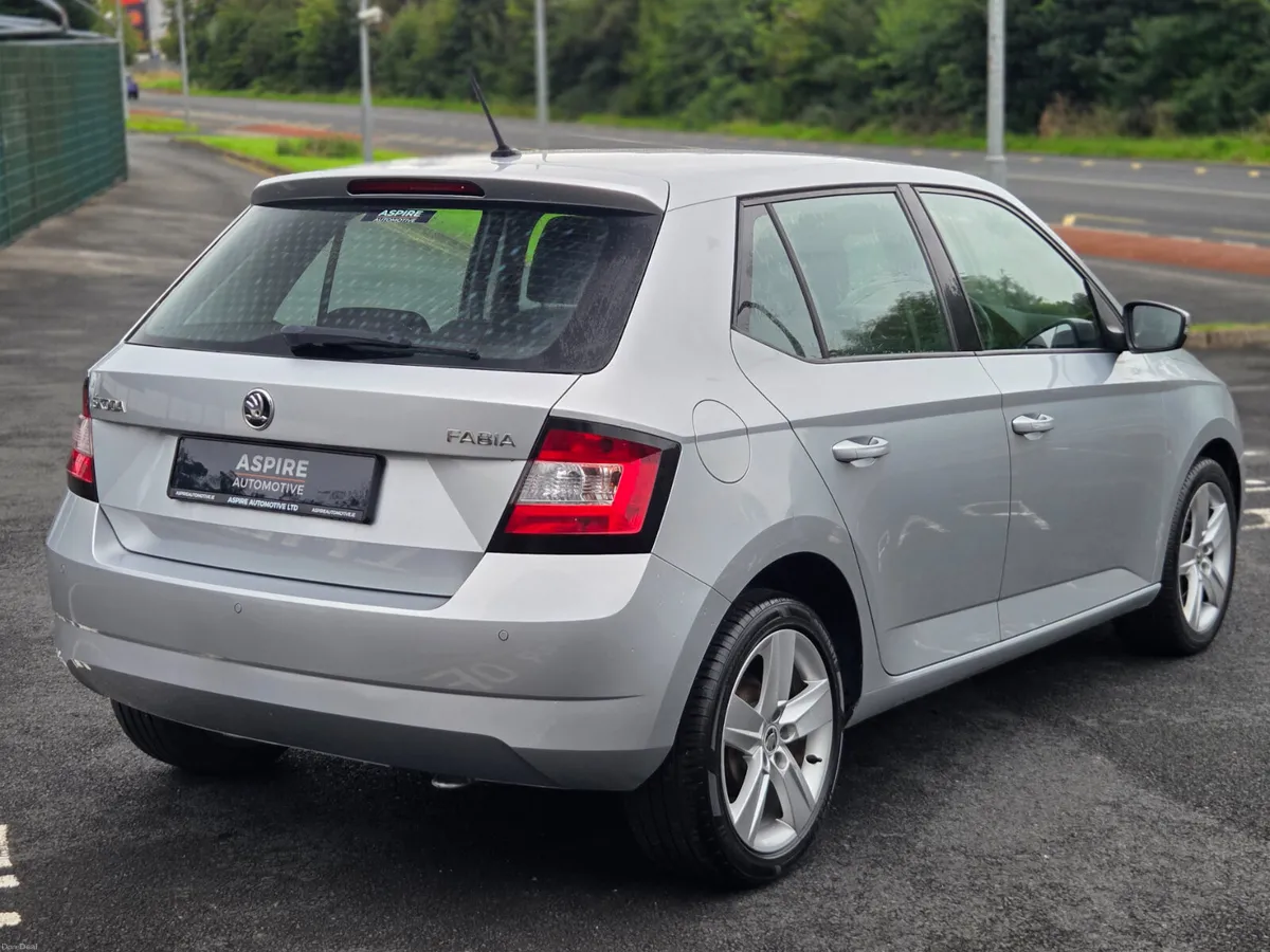 Skoda Fabia 2016 - Image 3