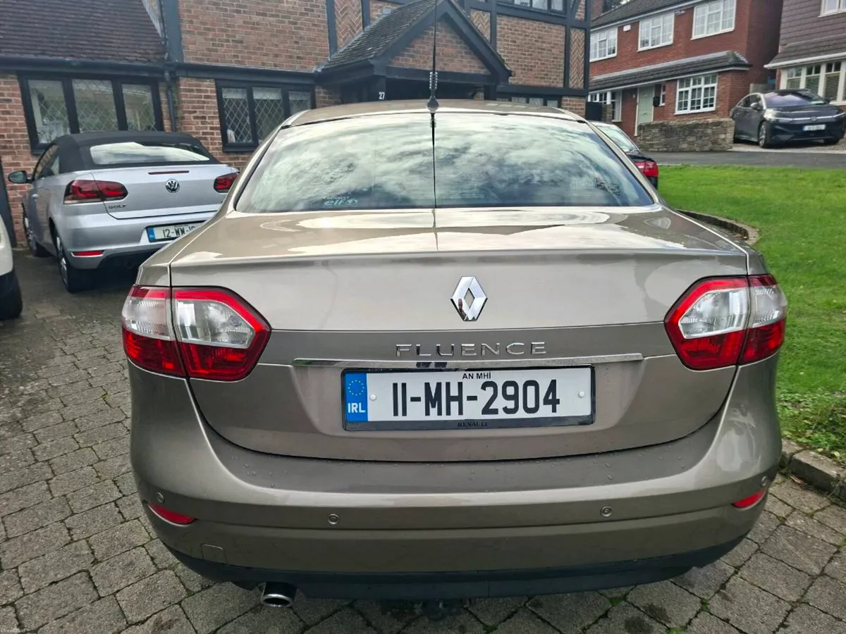 RENAULT  FLUENCE 1.5 DCI 2011 VERY CLEAN CAR - Image 4