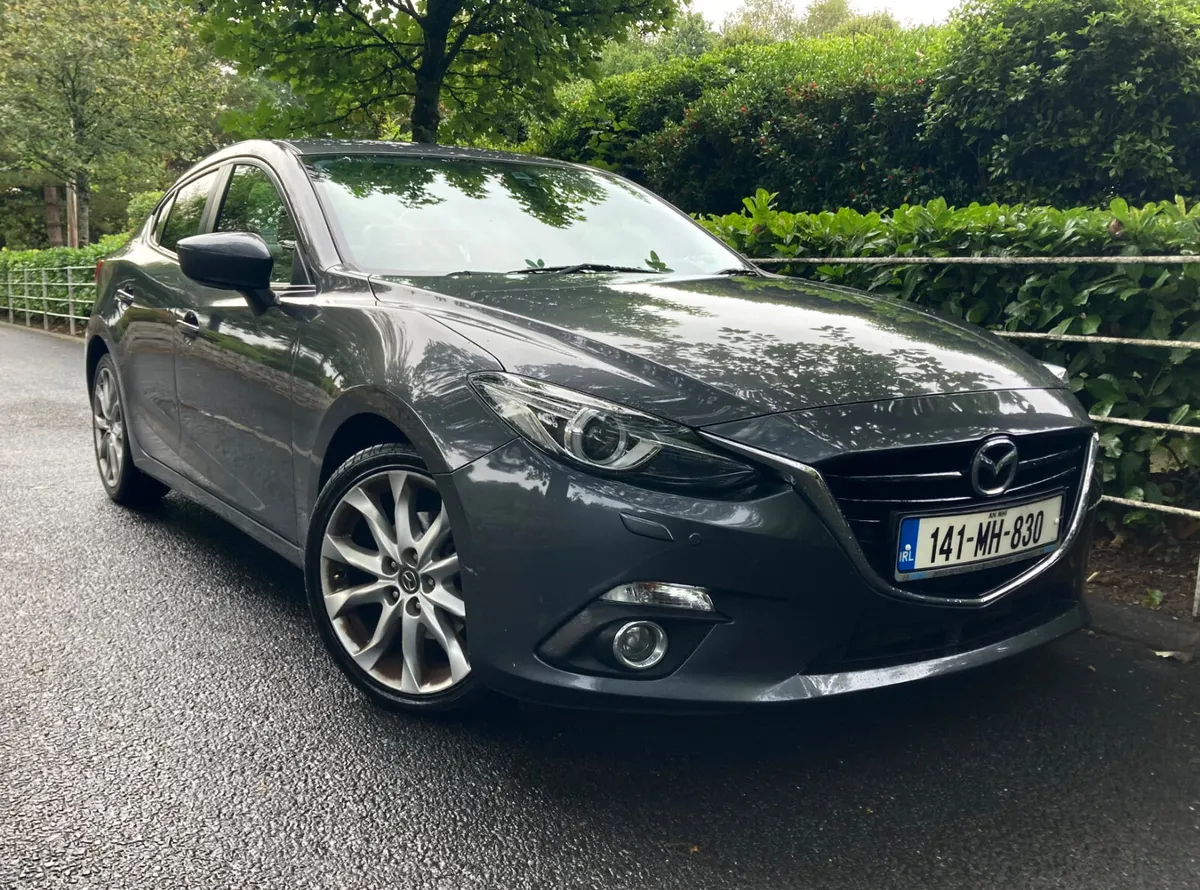 Mazda Mazda3 Platinum Edition Leather Interior - Image 3