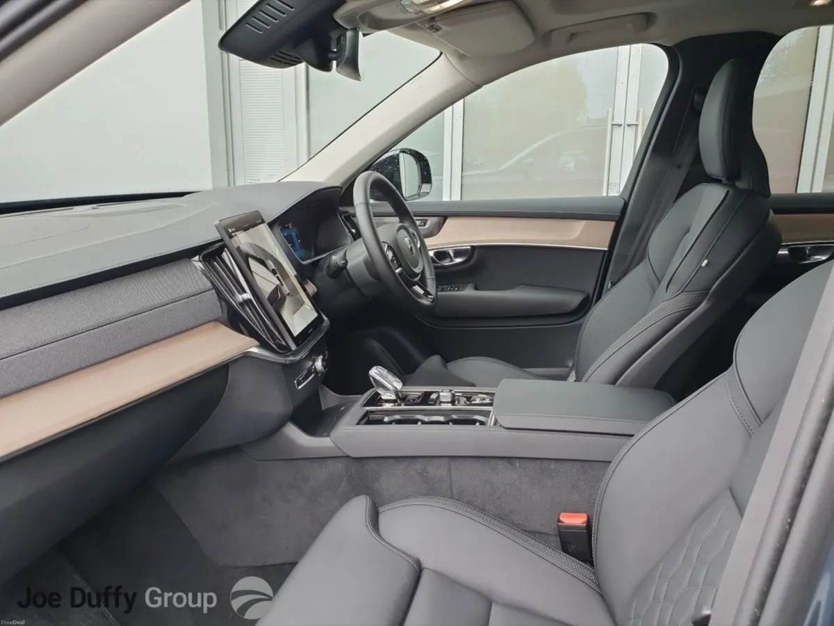 Volvo XC90 T8 Phev Awd Auto Plus Recharge 455 310+ - Image 6