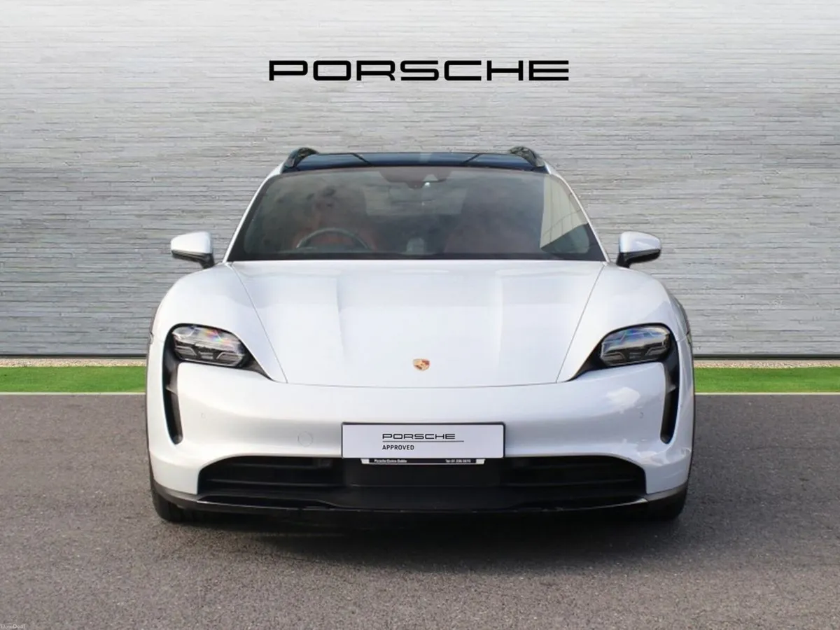 Porsche Taycan 4S Cross Turismo - Image 6