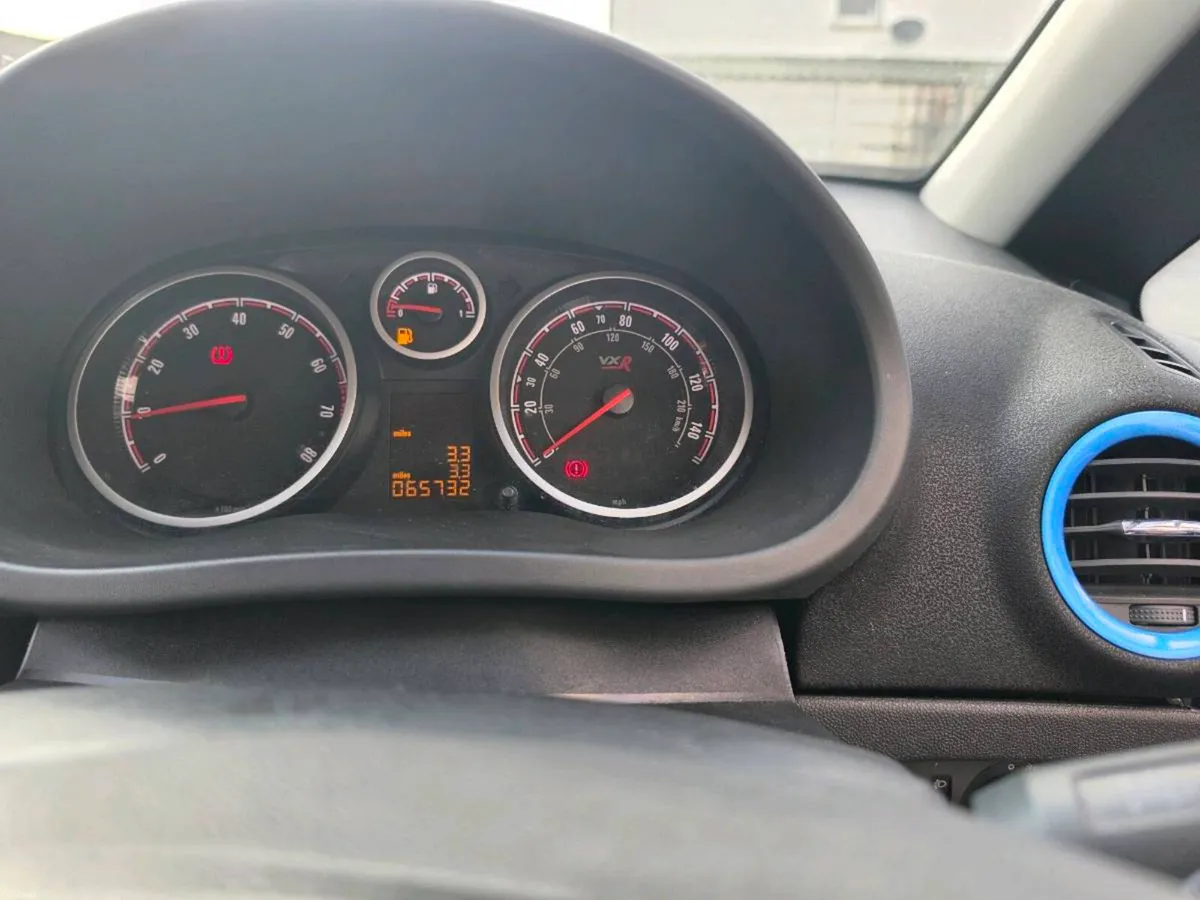 VAXHUALL CORSA VXR ARDEN BLUE EDITION - Image 6