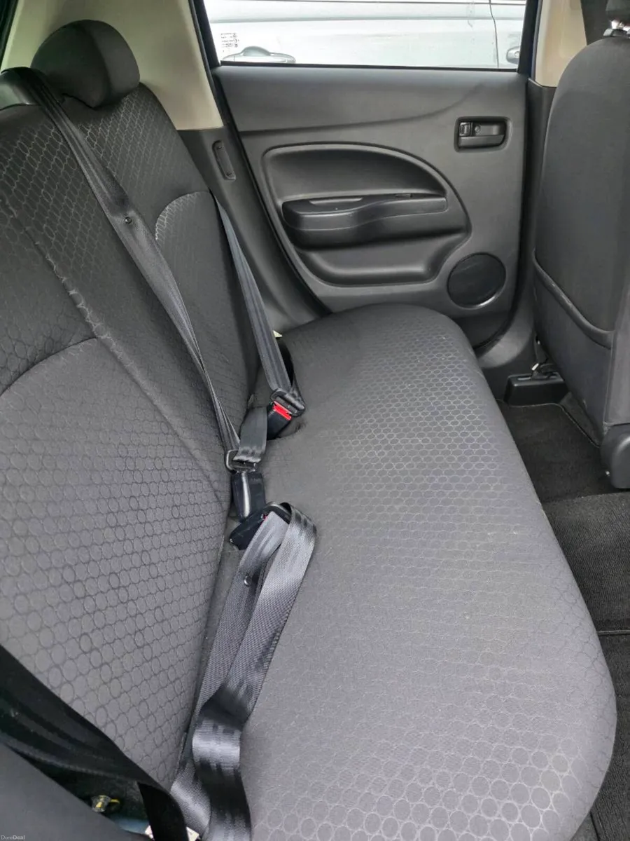 Automatic Mitsubishi mirage 2013
1.0L Petrol 
Mile - Image 4