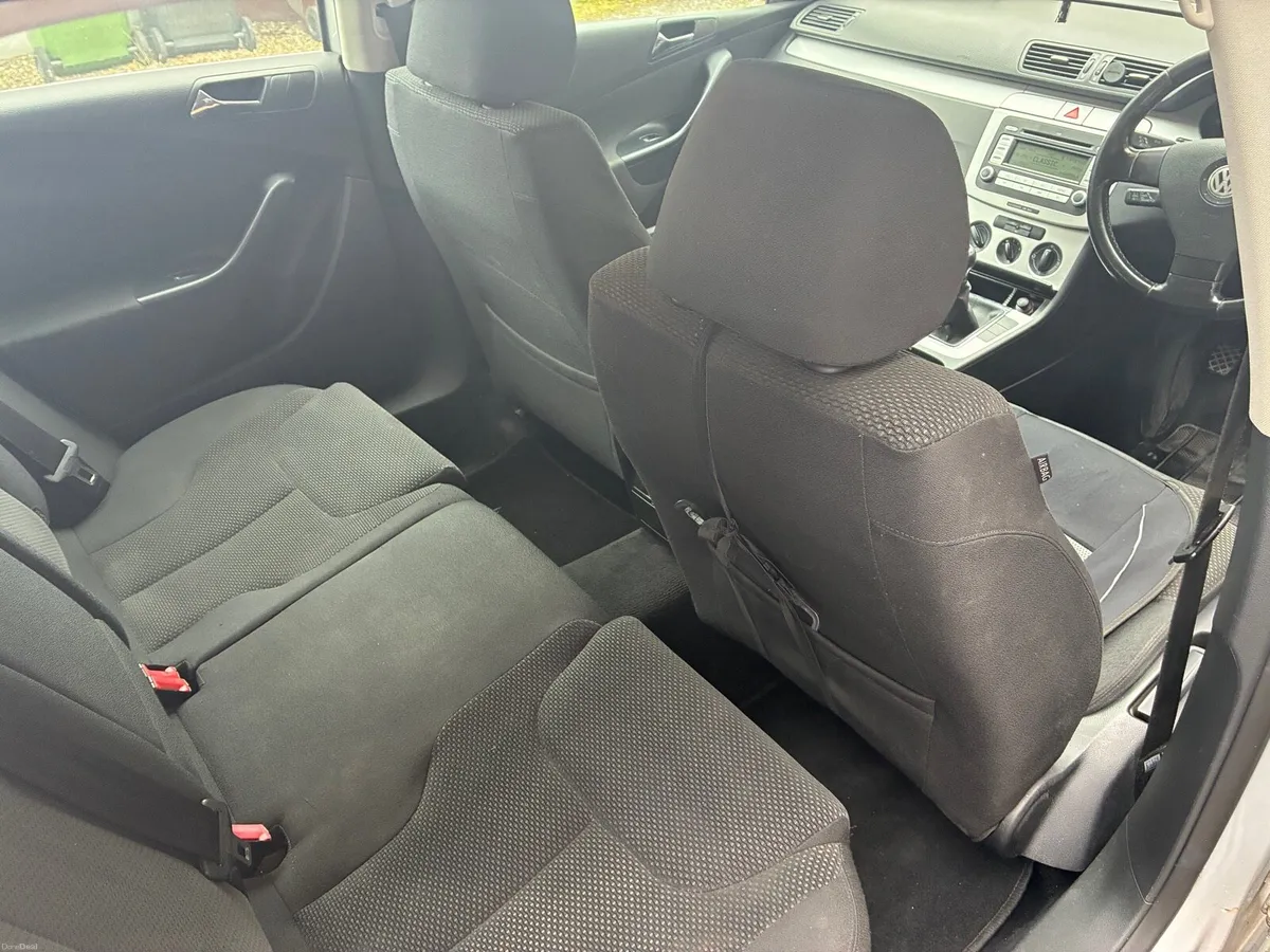 Car - Image 4