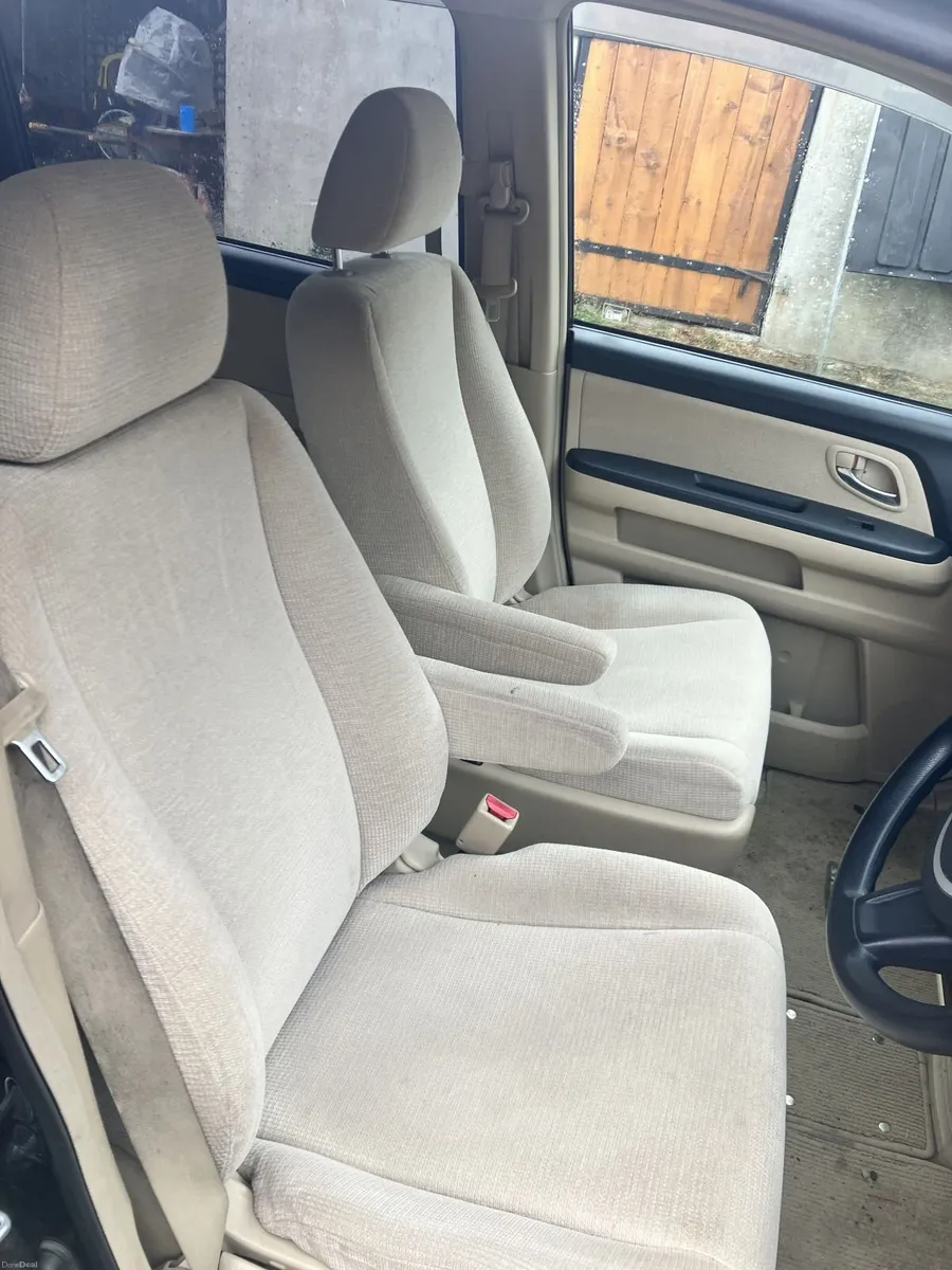 Honda Stepwagon - 8 seater - Petrol 2.0 - Image 4