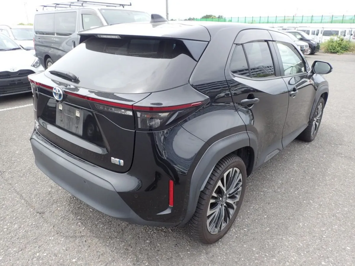 Toyota Yaris Cross Hybrid Premium Edition Automati - Image 5