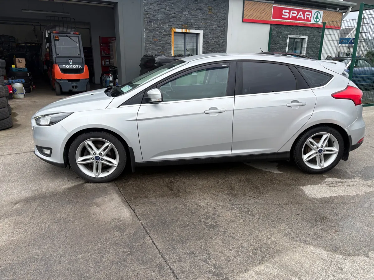 Ford Focus 2015 - Image 5