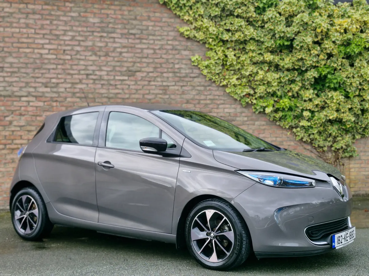 Renault Zoe SIGNATURE NAV BOSE EDTION - Image 1
