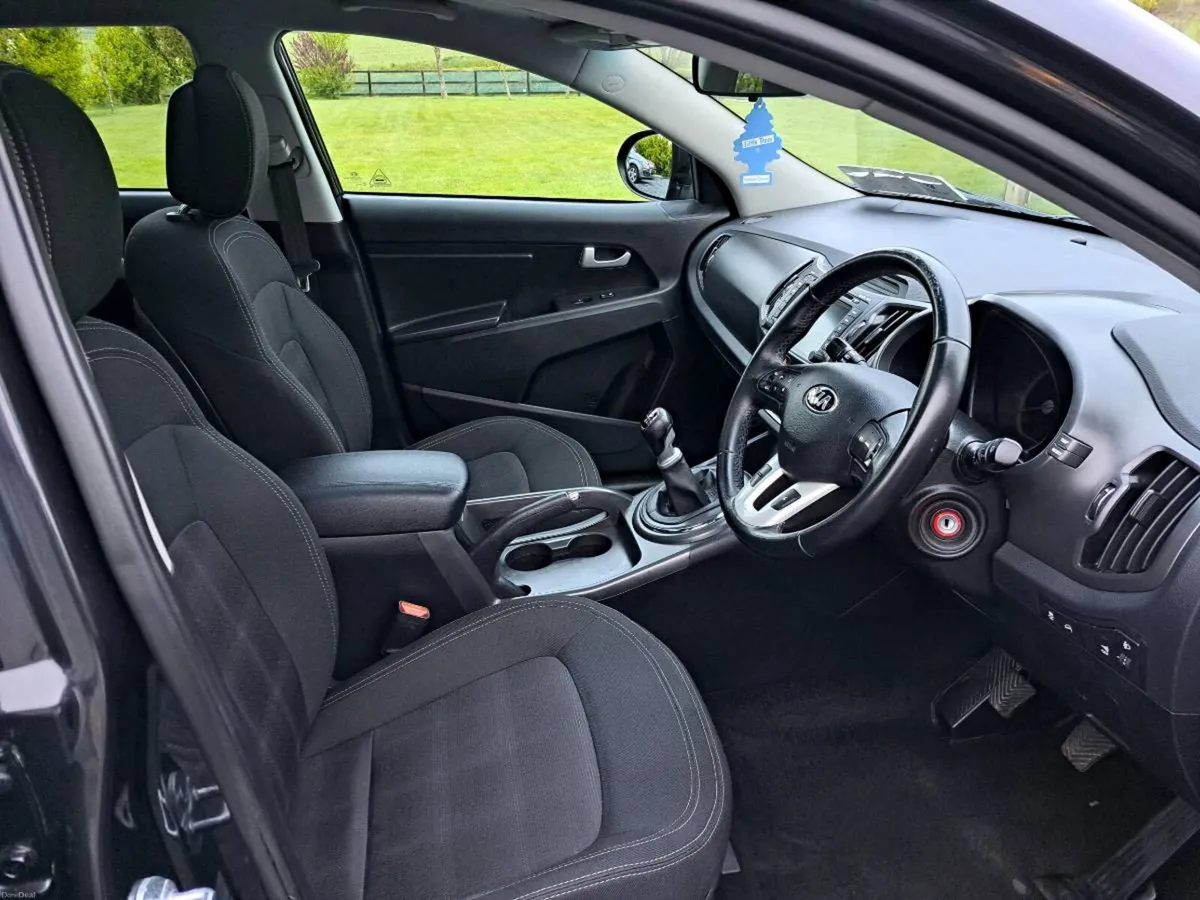 2014 Kia Sportage FSH Top Spec, Spotless - Image 6