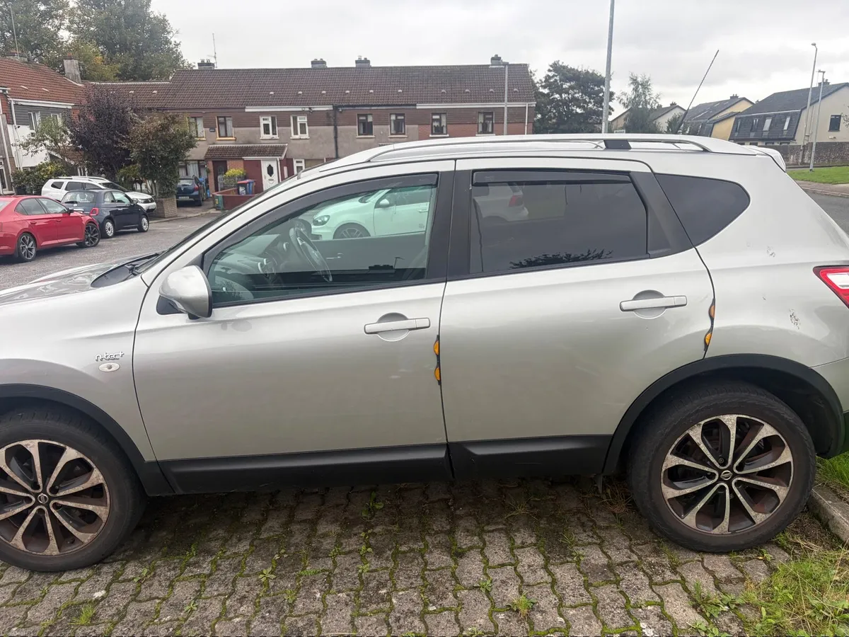 Nissan Qashqai 2012 - Image 4