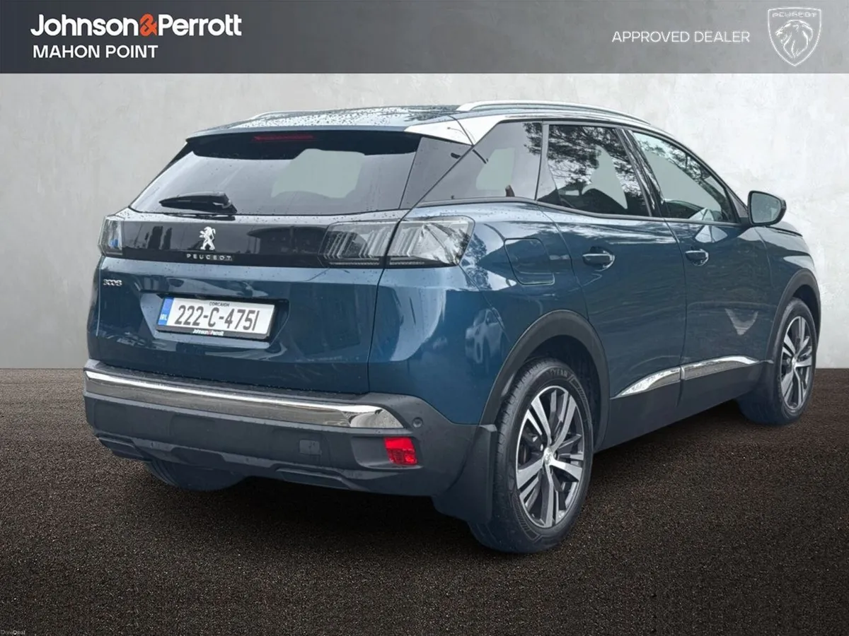 Peugeot 3008 1.2 PureTech 130bhp Allure - Image 2