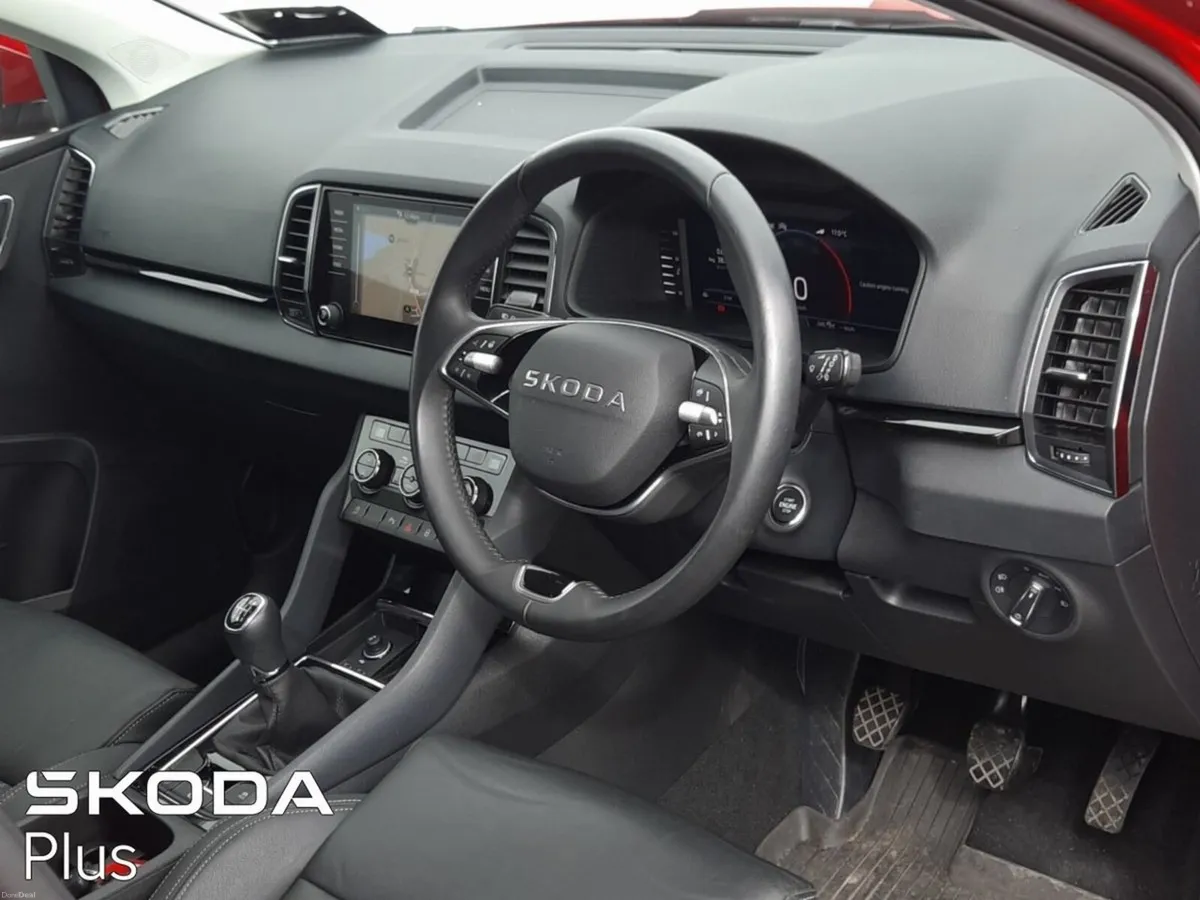 Skoda Karoq **FULL BLACK LEATHER**SELECTION+ 2.0TD - Image 5