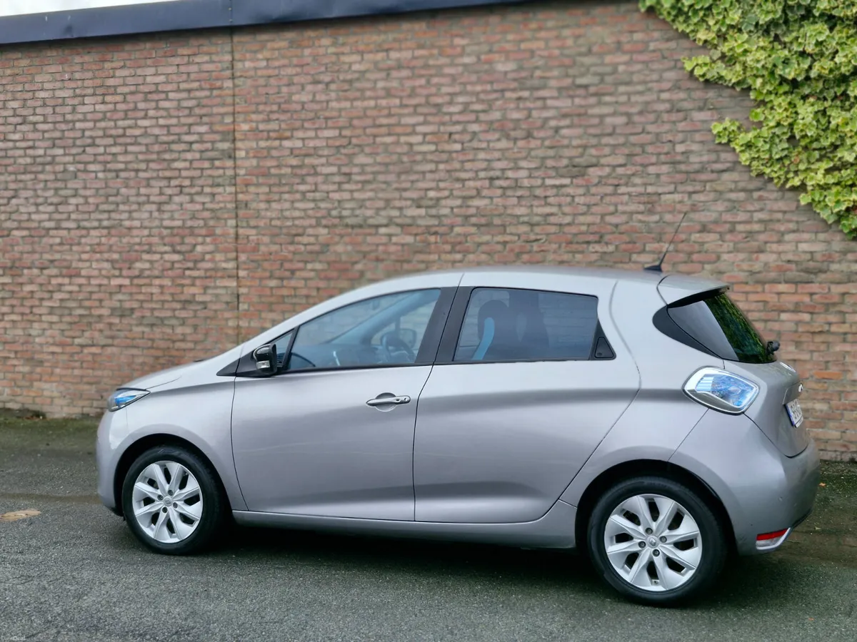 Renault Zoe DYNAMIQUE INTENSE LOW KMS - Image 4