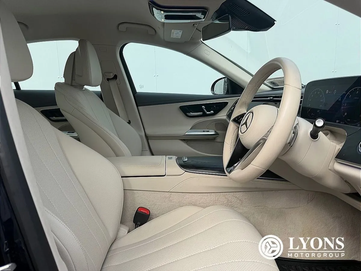 Mercedes-Benz E-Class E220D MHEV Exclusive Plus - Image 3