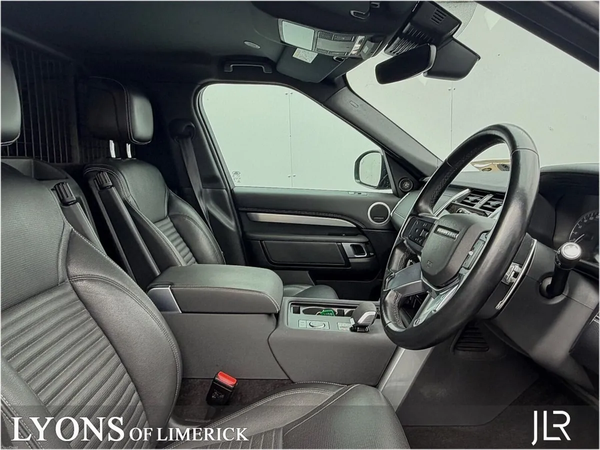 Land Rover Discovery 3.0SD6 R-Dynamic SE - Image 3