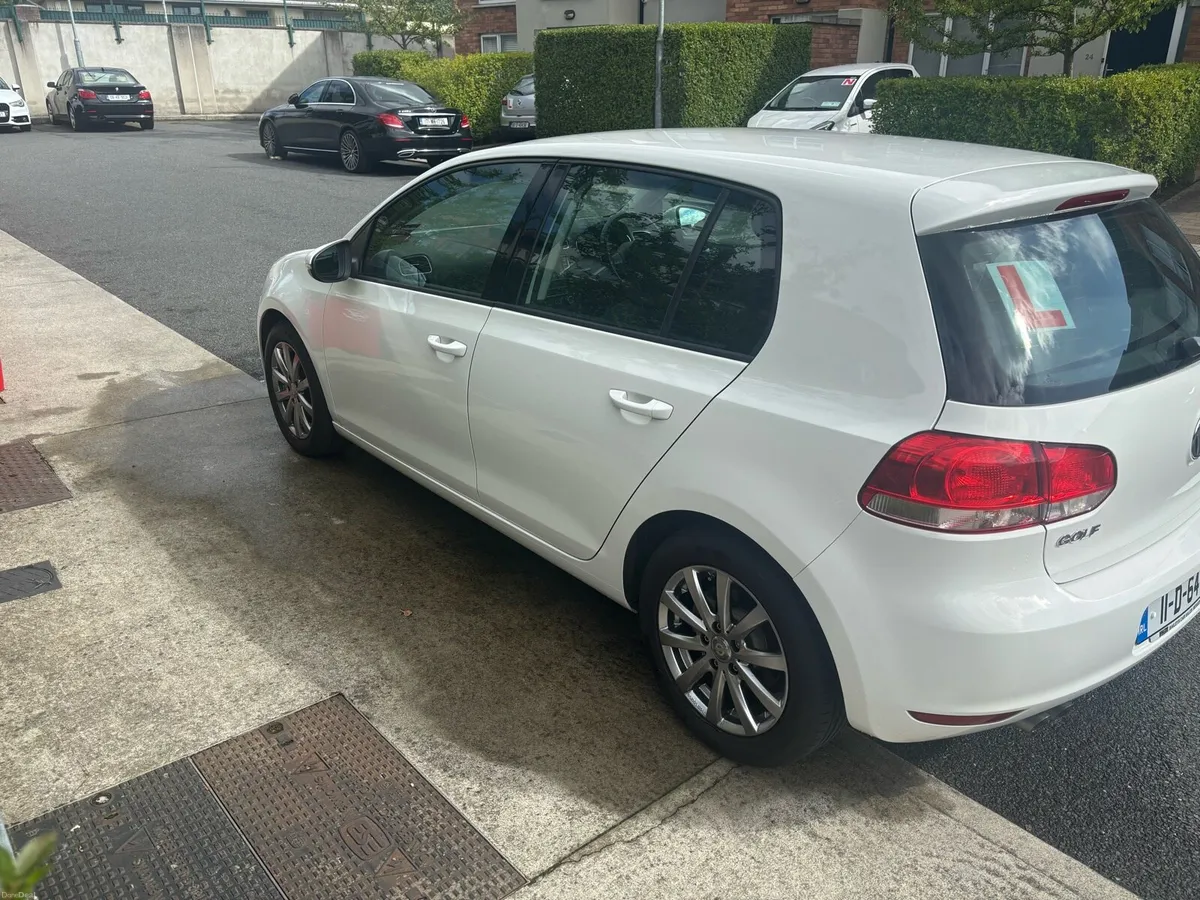 Golf tsi 1.4L 2011 low mileage - Image 4