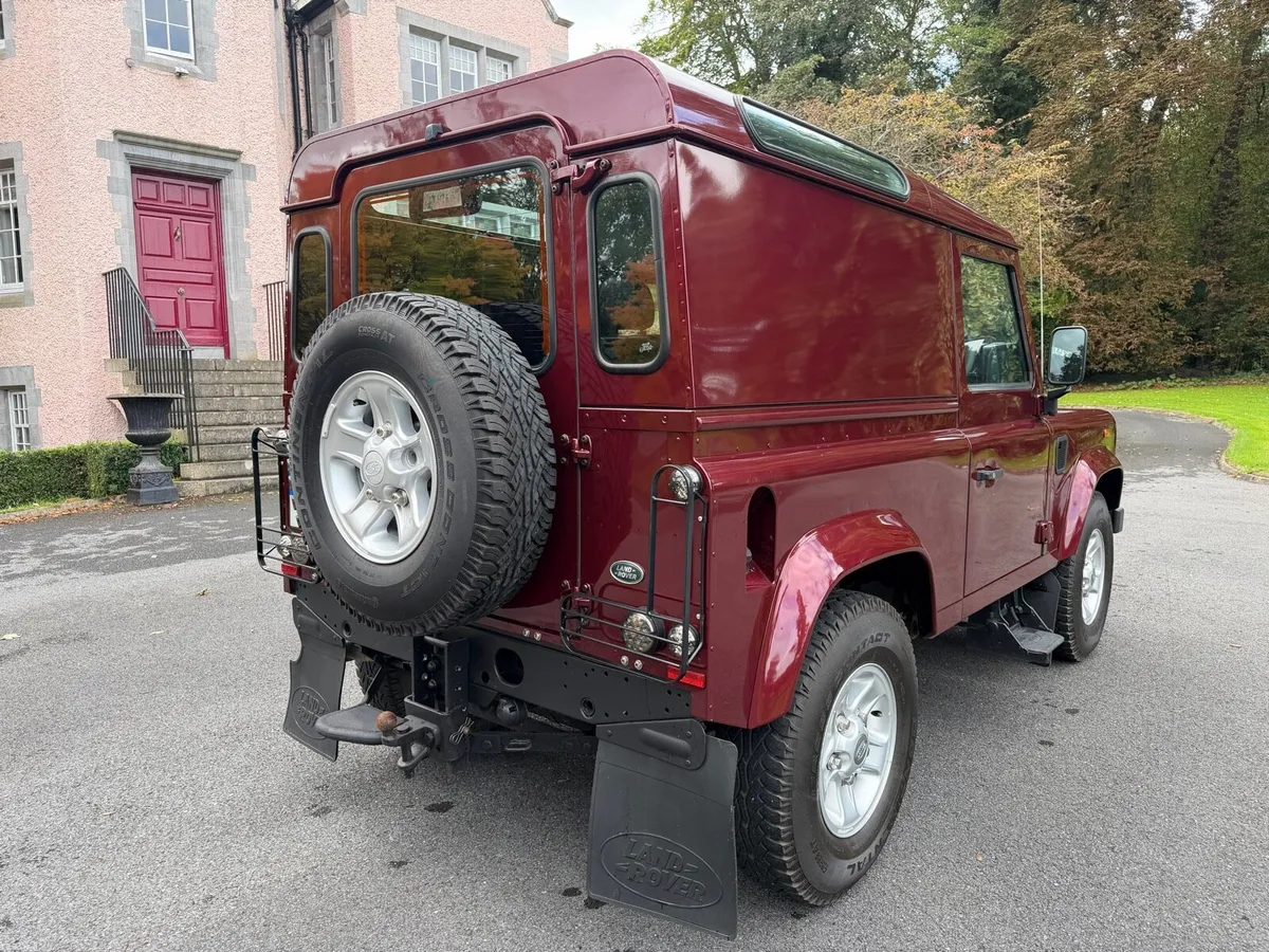 Landrover Defender 90 HardTop - Image 5