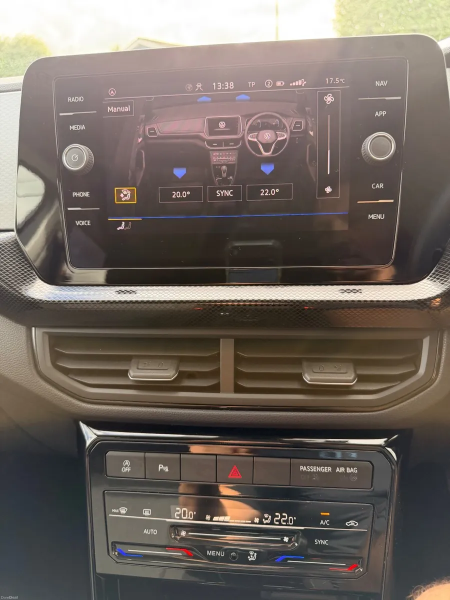Volkswagen T-Cross 2024 - Image 3