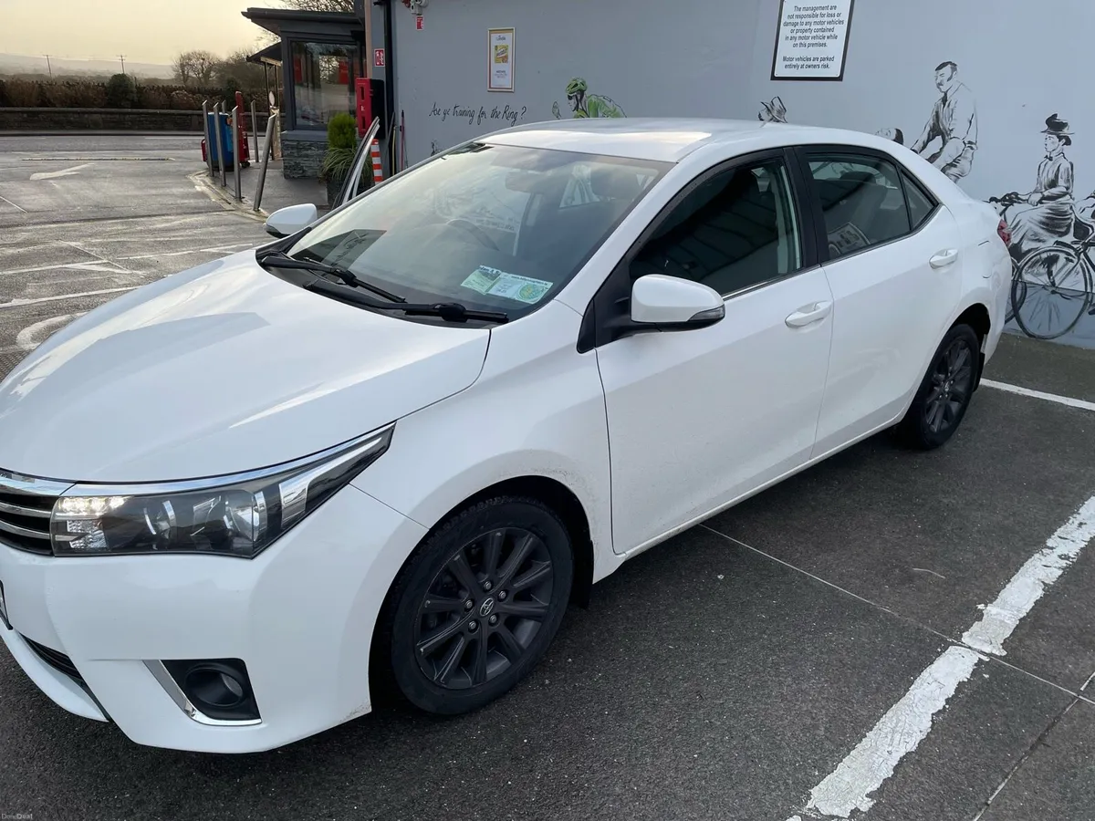 Toyota Corolla - Image 5