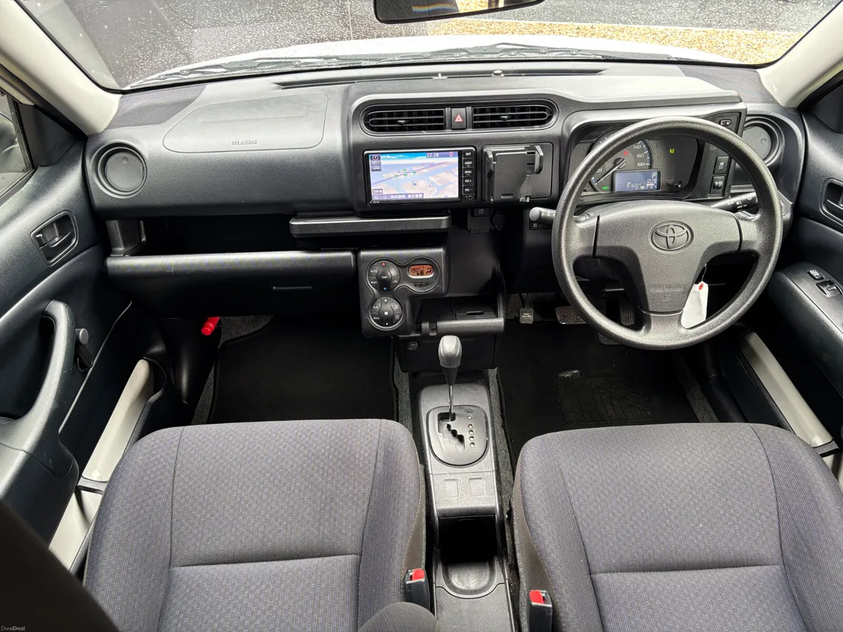 Toyota Probox Van  Hybrid 1.5 2021 - Image 6
